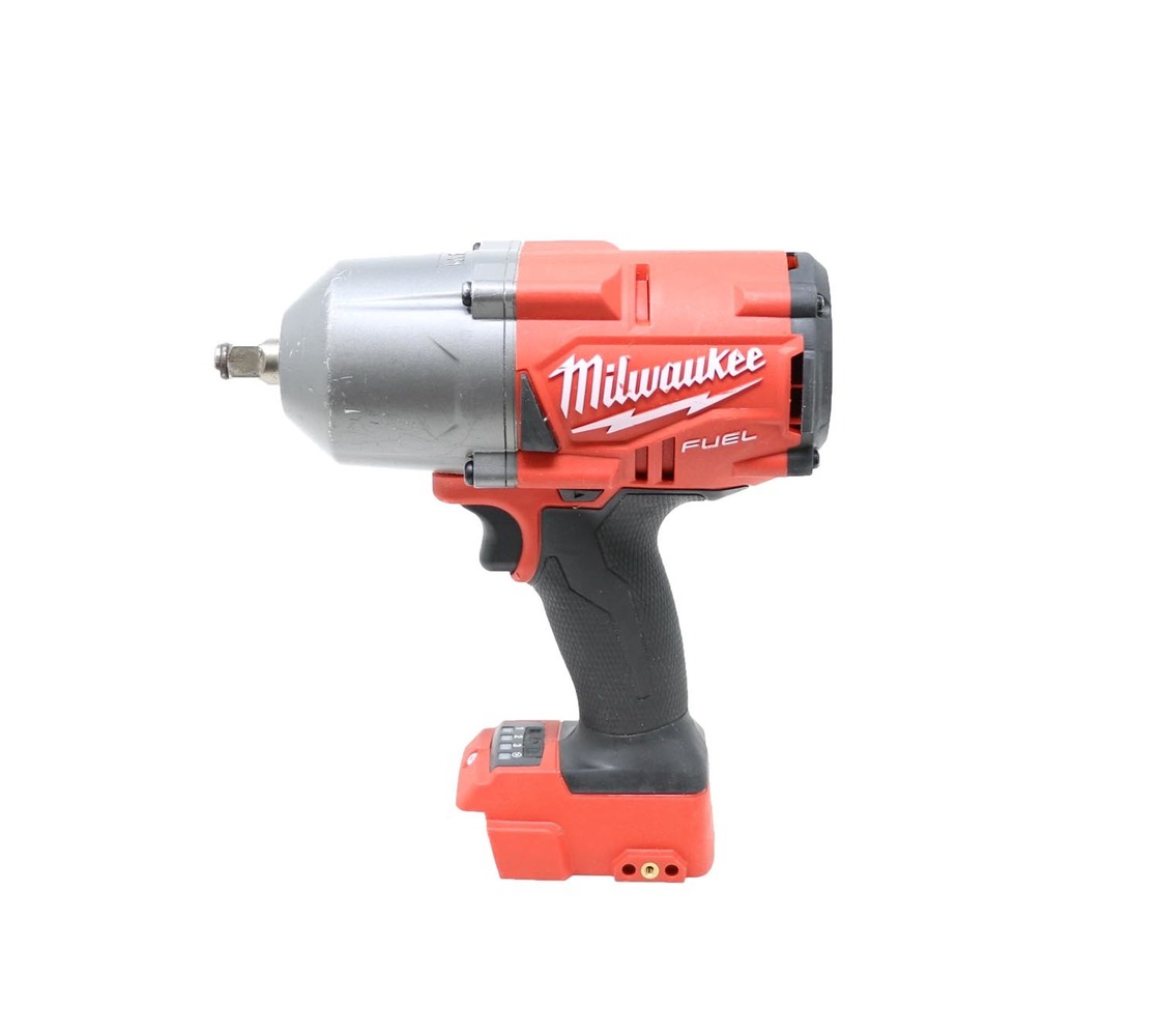 MILWAUKEE M18 FUEL 1/2 INCH HIGH TORQUE IMPACT WRENCH WITH FRISTION RING
