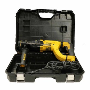 DEWALT 1 IN. SDS ROTARY HAMMER KIT WITH CASE