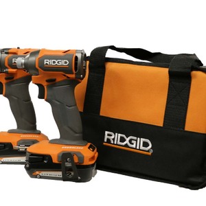 RIDGID 18 VOLT DRILL DRIVER KIT WITH 2 BATTERIES CHARGER AND BAG