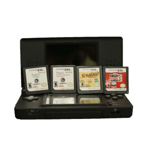 NINTENDO DS WITH 4 GAMES AND CHARGER