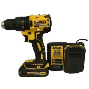DEWALT 20 VOLT DRILL WITH TWO BATTERIES AND CHARGER