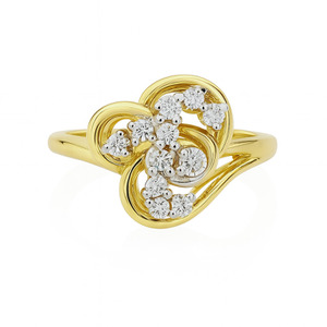 LADIES 14KT YELOW GOLD AND DIAMOND CLUSTER RING