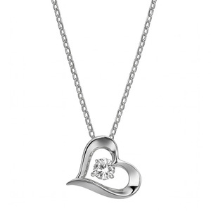 14KT WHITE GOLD DIAMOND HEART PENDANT AND NECKLACE 