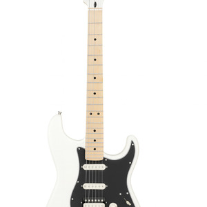 FENDER STRATOCASTER ELECTRIC GUITAR