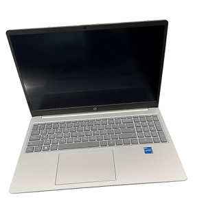 HP 15 LAPTOP WITH CHARGER