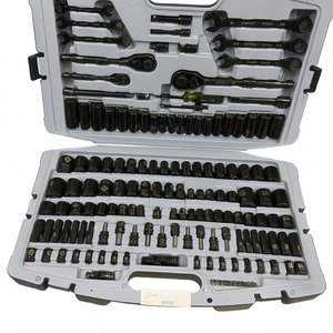 STANLEY 149 PIECE SOCKET SET IN CASE