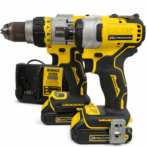 DEWALT HAMMER DRILL KIT WITH TWO BATTERIES AND CHARGER SET
