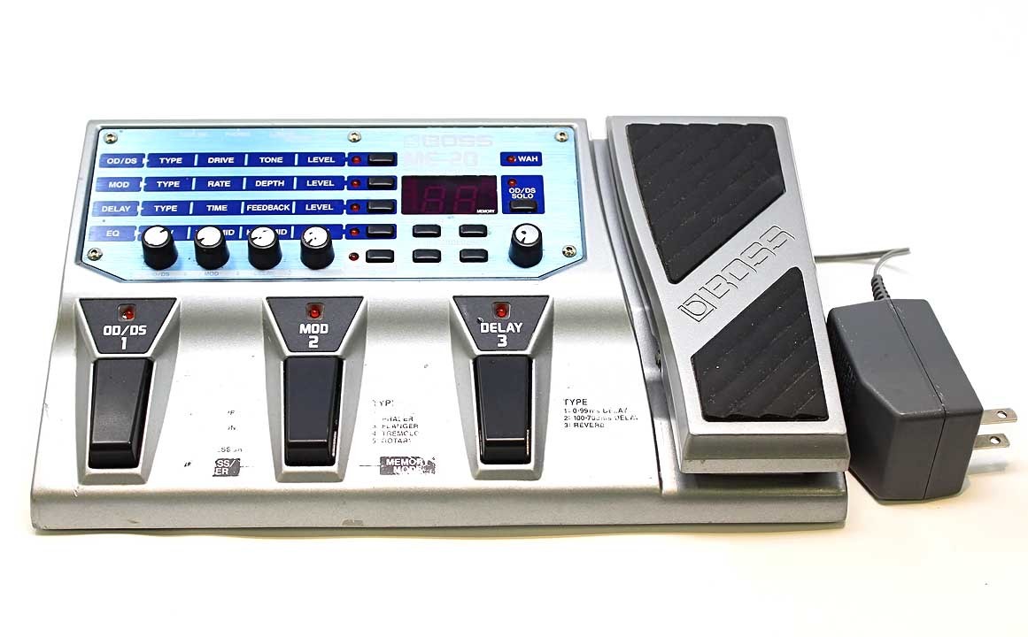 BOSS ME20 GUITAR MULTIPLE EFFECTS FOOT PEDAL Golden Pawn